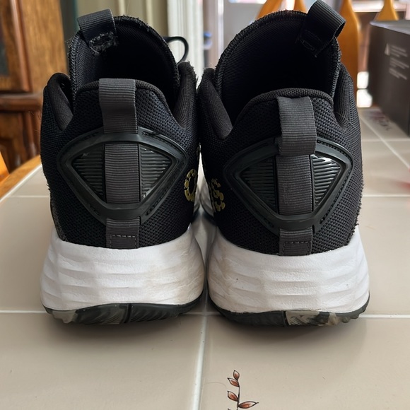 Adidas Sneakers/basketball - Picture 3 of 7